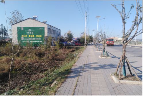  潜山书山南院墙体广告